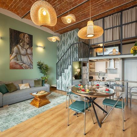 Via Cimabue 8B - Florence Charming Apartments - Metropolitan Loft In Florence - 20 Minute Walk To City Center - Excellent Base For Exploring - Less Than 5 Minute Walk To The Supermarket - Amazing Bakery On The Corner Exterior photo