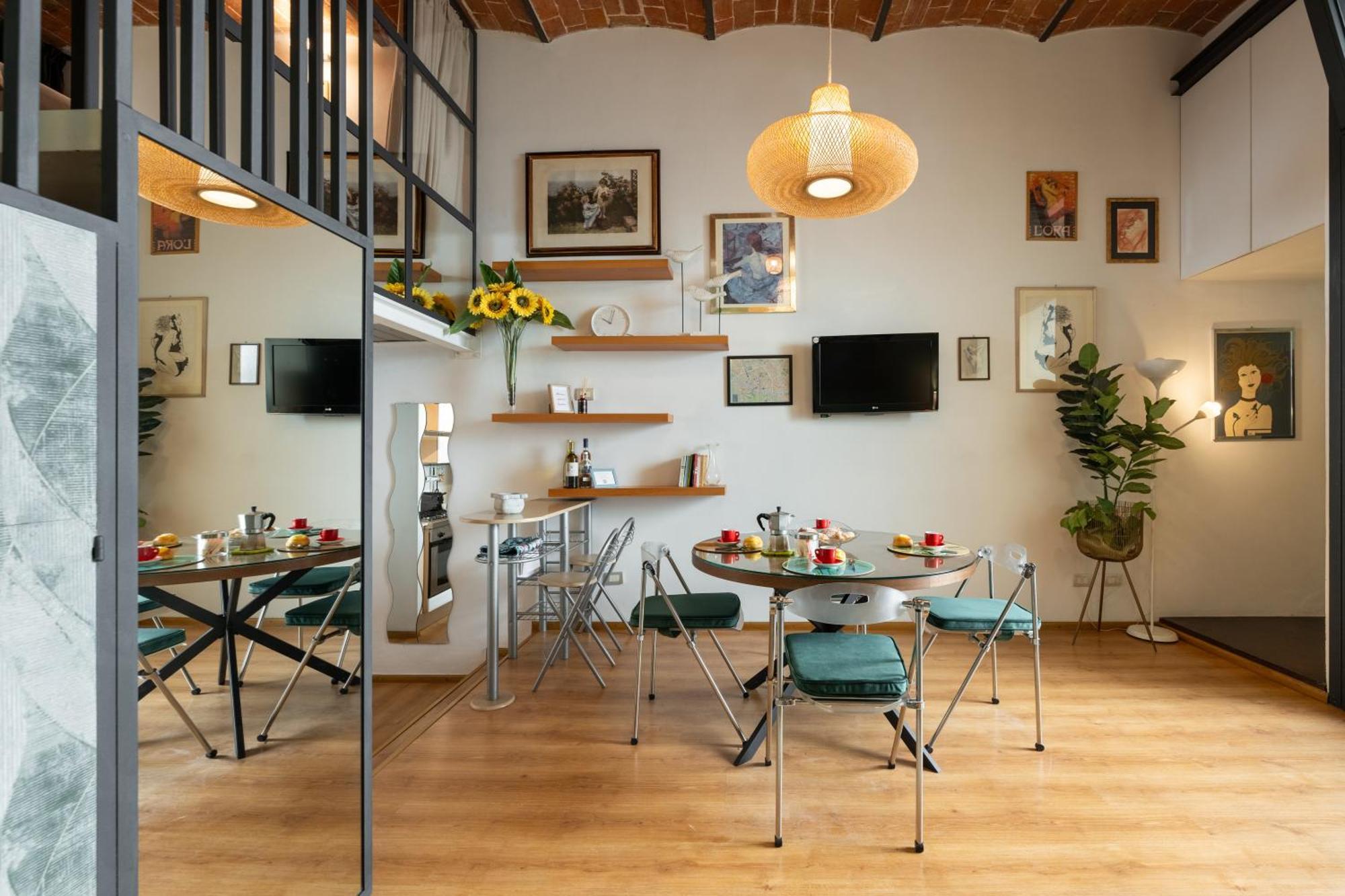 Via Cimabue 8B - Florence Charming Apartments - Metropolitan Loft In Florence - 20 Minute Walk To City Center - Excellent Base For Exploring - Less Than 5 Minute Walk To The Supermarket - Amazing Bakery On The Corner Exterior photo