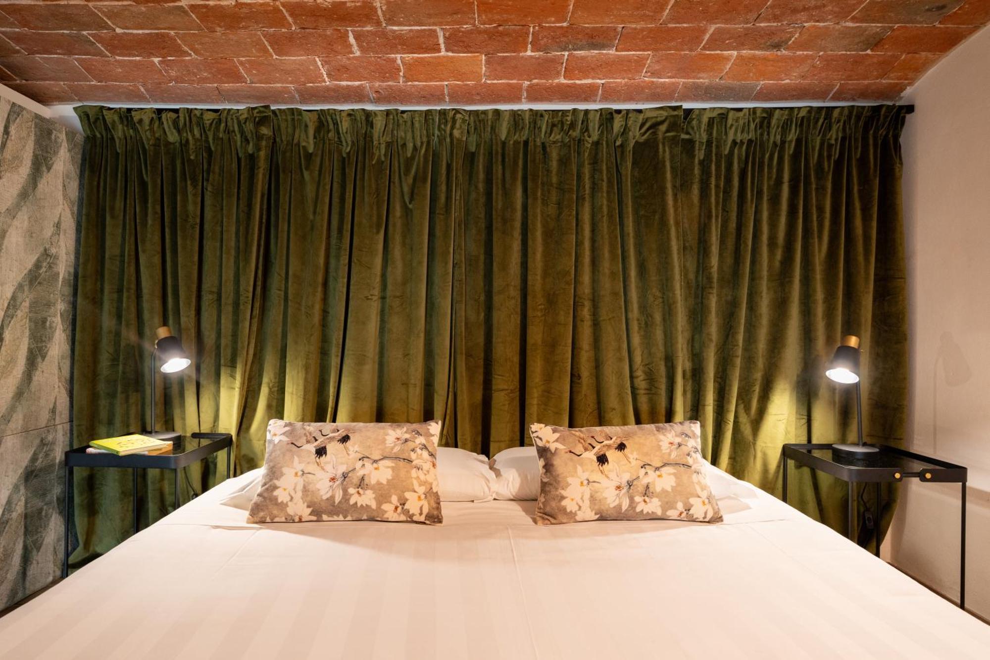 Via Cimabue 8B - Florence Charming Apartments - Metropolitan Loft In Florence - 20 Minute Walk To City Center - Excellent Base For Exploring - Less Than 5 Minute Walk To The Supermarket - Amazing Bakery On The Corner Exterior photo