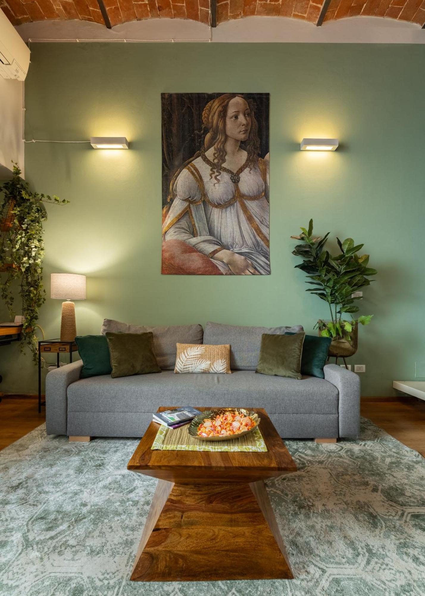 Via Cimabue 8B - Florence Charming Apartments - Metropolitan Loft In Florence - 20 Minute Walk To City Center - Excellent Base For Exploring - Less Than 5 Minute Walk To The Supermarket - Amazing Bakery On The Corner Exterior photo