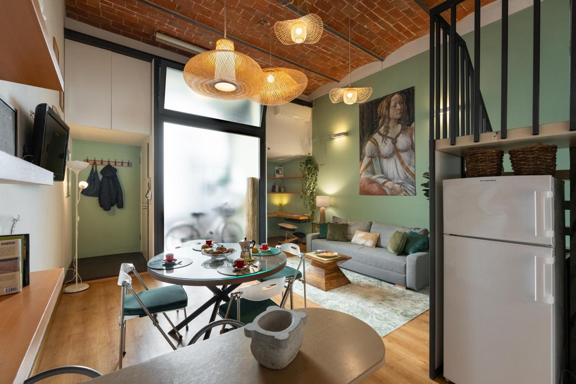 Via Cimabue 8B - Florence Charming Apartments - Metropolitan Loft In Florence - 20 Minute Walk To City Center - Excellent Base For Exploring - Less Than 5 Minute Walk To The Supermarket - Amazing Bakery On The Corner Exterior photo